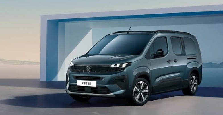 ［特別仕様車］RIFTER LONG GT Kiama Blue Edition デビューフェア 10/4(土)・5(日)開催。