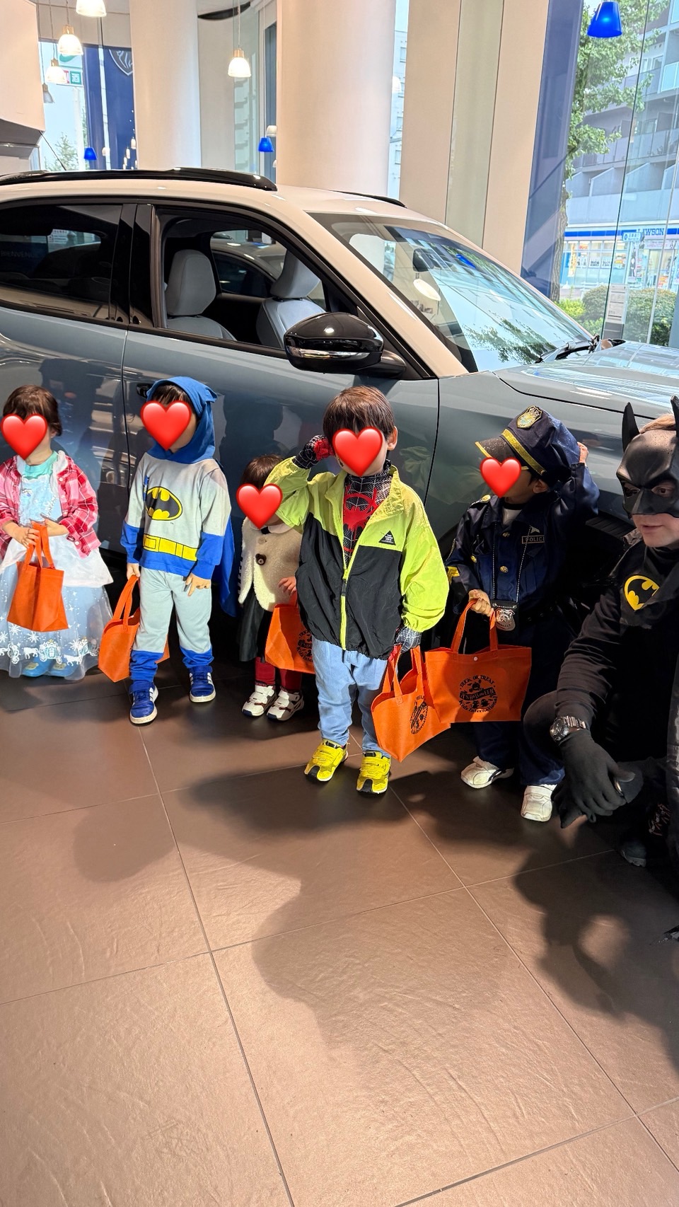 小さなお客様が来店されました