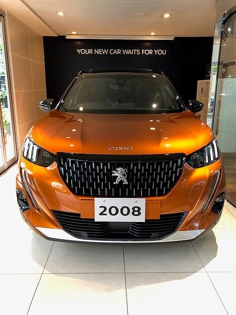 NEW SUV PEUGEOT 2008