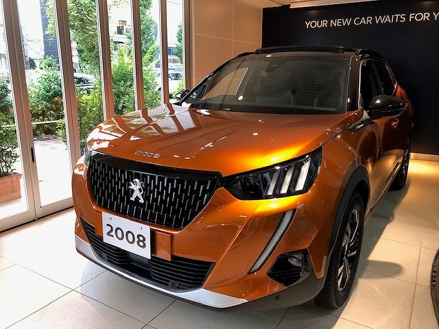 NEW SUV PEUGEOT 2008